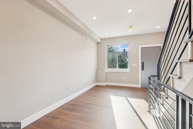 1119 STATE ST, Philadelphia, PA 19104