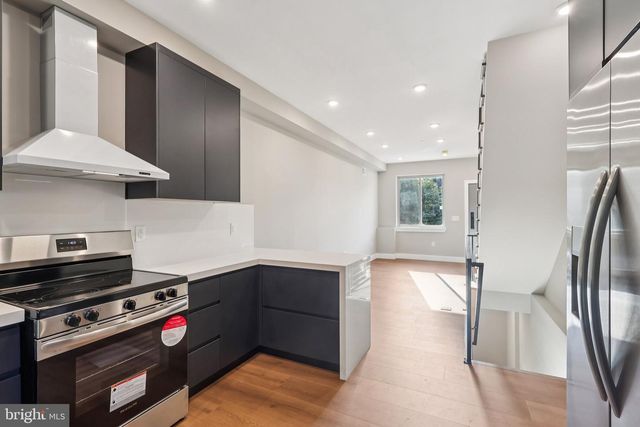 1119 STATE ST, Philadelphia, PA 19104