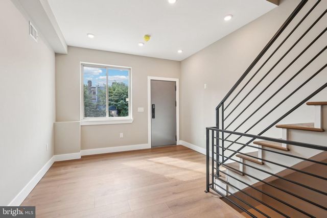 1119 STATE ST, Philadelphia, PA 19104