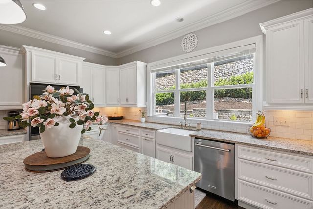 215 Halswelle Dr, Franklin, TN 37064