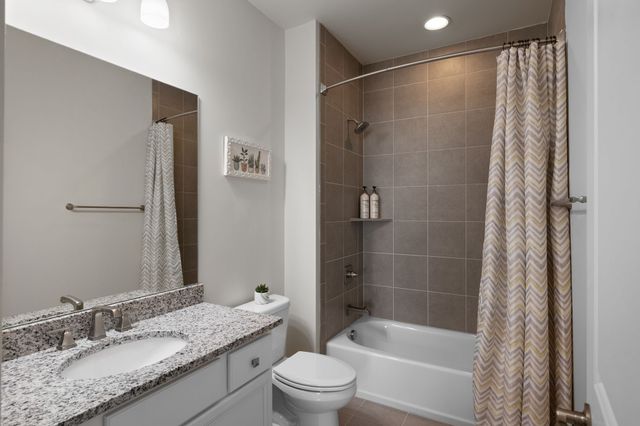 215 Halswelle Dr, Franklin, TN 37064