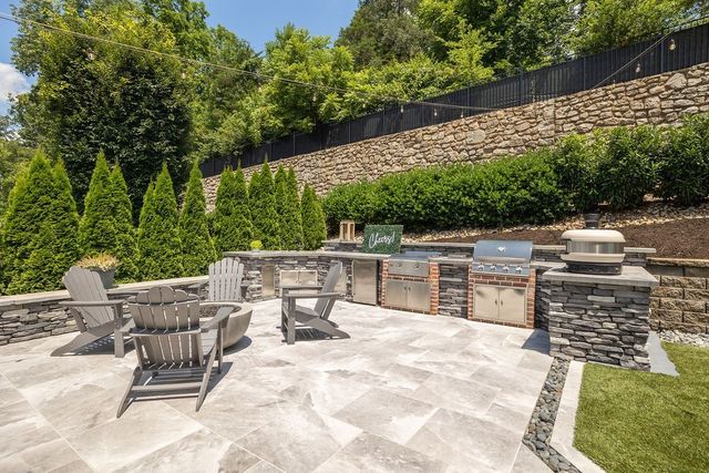 215 Halswelle Dr, Franklin, TN 37064