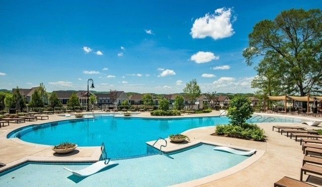 215 Halswelle Dr, Franklin, TN 37064