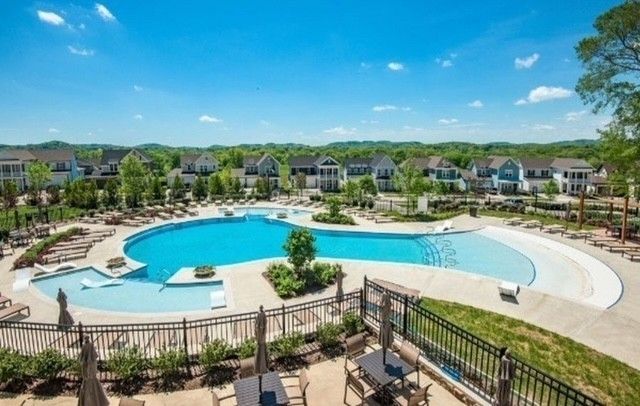 215 Halswelle Dr, Franklin, TN 37064