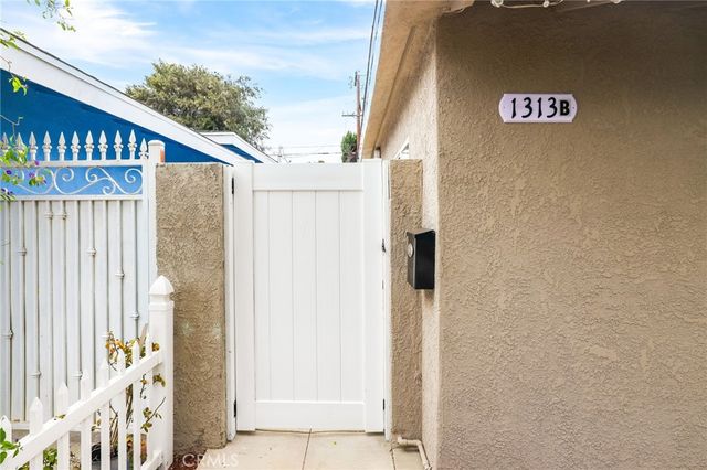 1313 E Merona Place, Anaheim, CA 92805