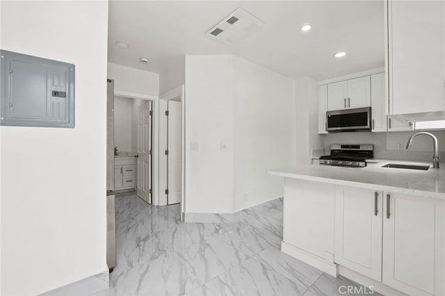 1313 E Merona Place, Anaheim, CA 92805