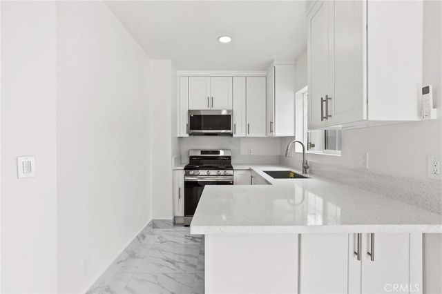 1313 E Merona Place, Anaheim, CA 92805
