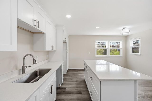 8474 Donna Lane, Sycamore Twp, OH 45236