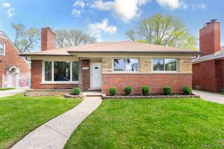16115 Veronica Avenue, Eastpointe, MI 48021