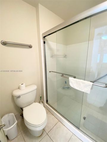 8089 Sweetbriar Way, Boca Raton, FL 33496