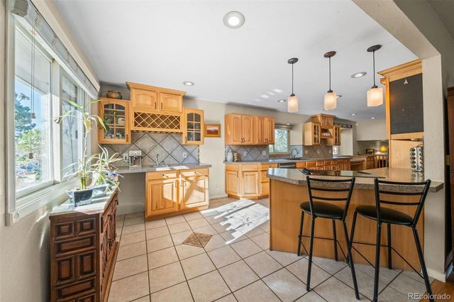 10665 W 78th Avenue, Arvada, CO 80005