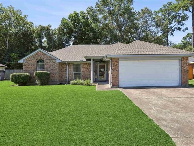 7235 Pleasant Bend Drive, Beaumont, TX 77708