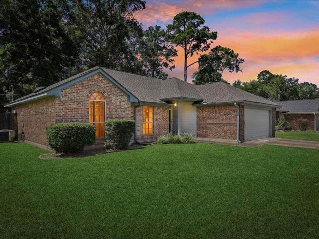7235 Pleasant Bend Drive, Beaumont, TX 77708