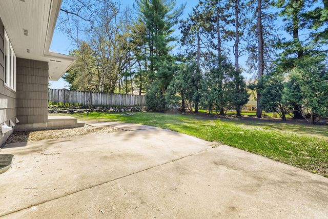 1616 Lorane Avenue, White Bear Twp, MN 55110