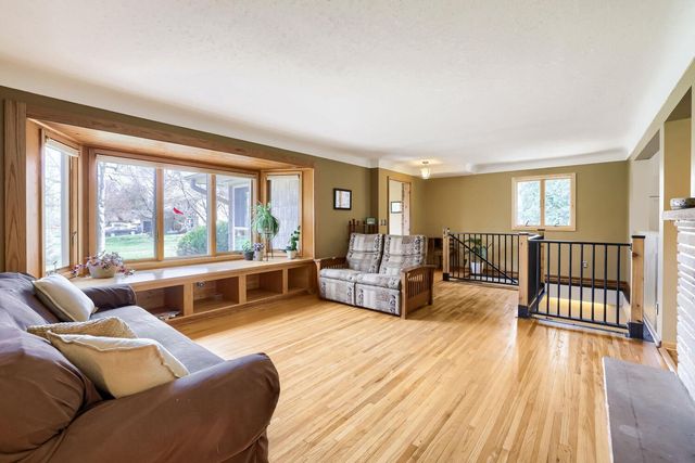 1616 Lorane Avenue, White Bear Twp, MN 55110