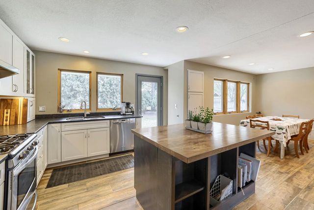 1616 Lorane Avenue, White Bear Twp, MN 55110