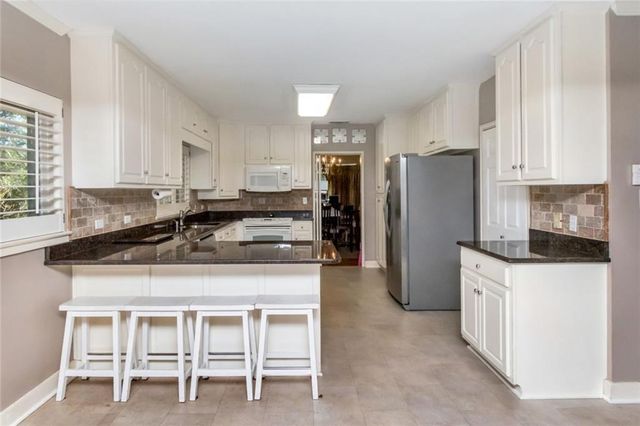 306 Thornton Place, Mobile, AL 36609