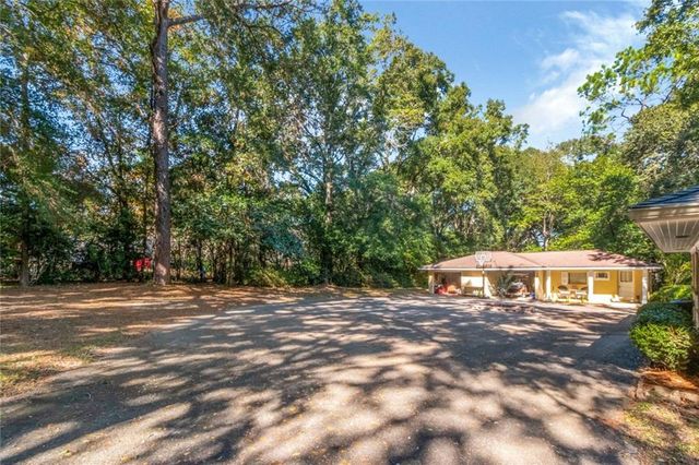 306 Thornton Place, Mobile, AL 36609