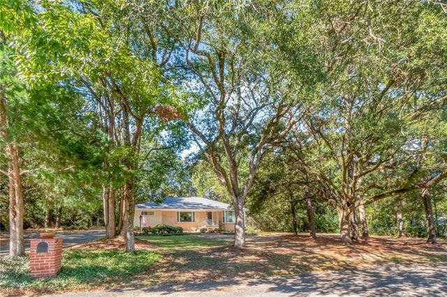 306 Thornton Place, Mobile, AL 36609