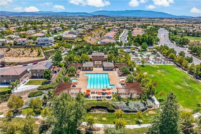35585 Hawkeye Street, Murrieta, CA 92563
