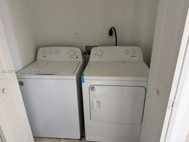 2311 NE 42nd Cir, Homestead, FL 33033