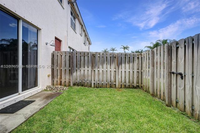 2311 NE 42nd Cir, Homestead, FL 33033
