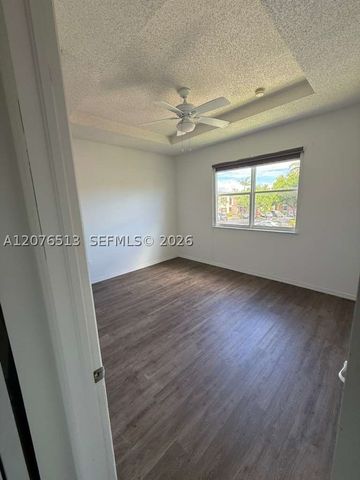 2311 NE 42nd Cir, Homestead, FL 33033