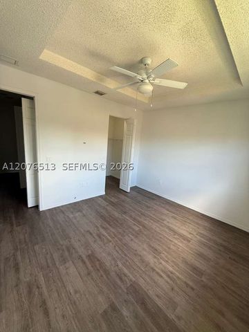 2311 NE 42nd Cir, Homestead, FL 33033