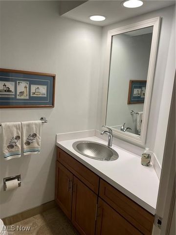 772 Wildberry Circle, Avon Lake, OH 44012