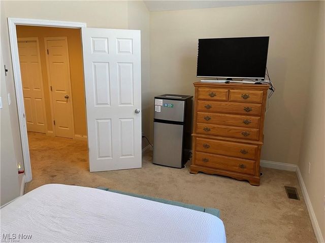 772 Wildberry Circle, Avon Lake, OH 44012