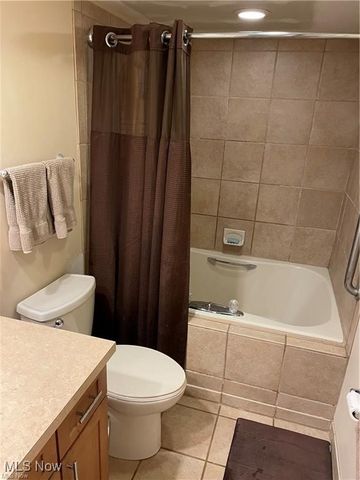 772 Wildberry Circle, Avon Lake, OH 44012