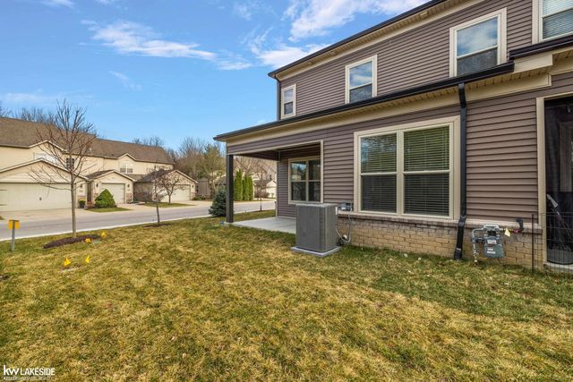 11374 Langfeld Spur, Brighton, MI 48116