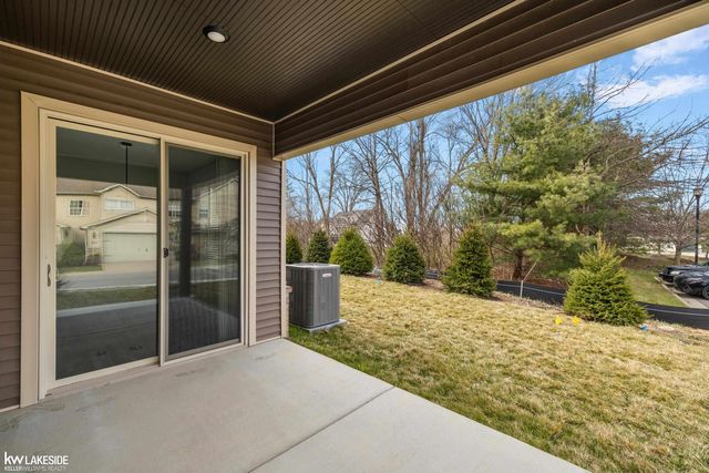 11374 Langfeld Spur, Brighton, MI 48116