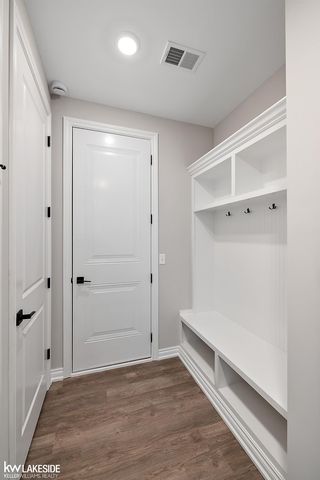 11374 Langfeld Spur, Brighton, MI 48116