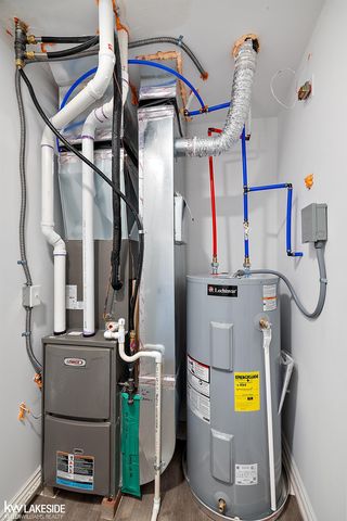 11374 Langfeld Spur, Brighton, MI 48116