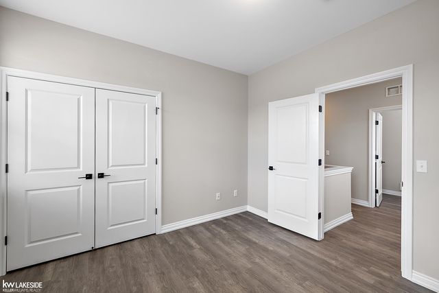 11374 Langfeld Spur, Brighton, MI 48116