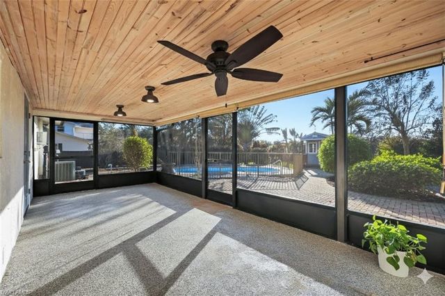 4900 Shady River LN, Fort Myers, FL 33905