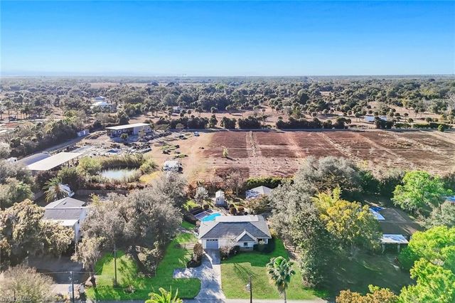 4900 Shady River LN, Fort Myers, FL 33905