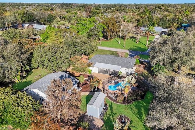 4900 Shady River LN, Fort Myers, FL 33905