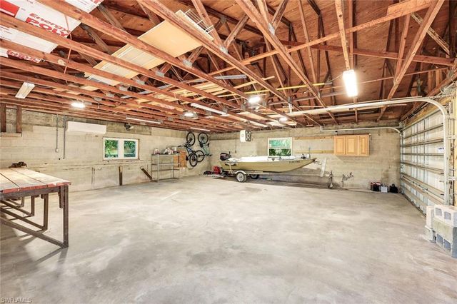 4900 Shady River LN, Fort Myers, FL 33905