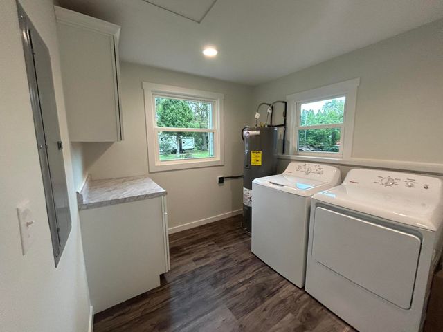 803 Enterprise Street, Buchanan, MI 49107