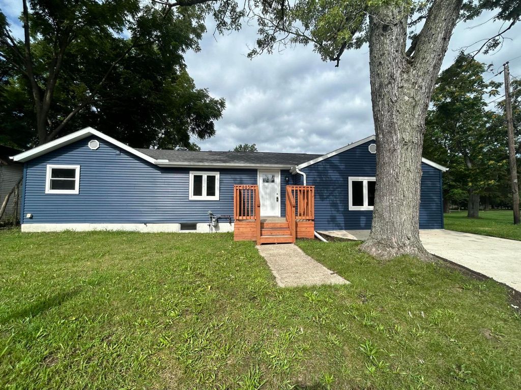 803 Enterprise Street, Buchanan, MI 49107