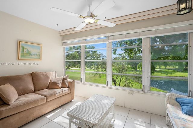 1040 Country Club Drive 309, Margate, FL 33063