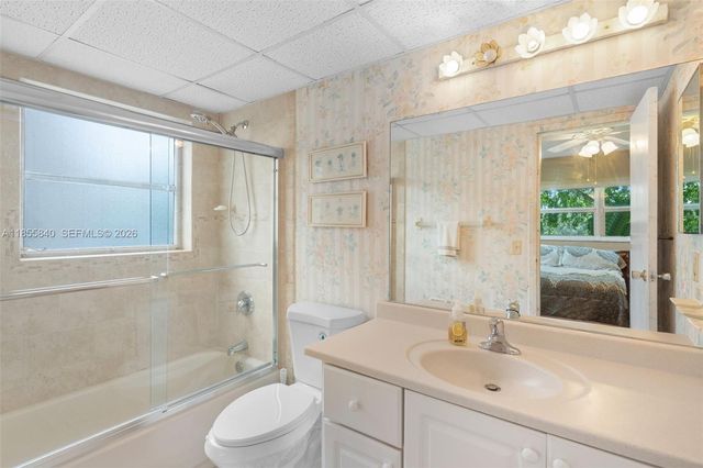 1040 Country Club Drive 309, Margate, FL 33063