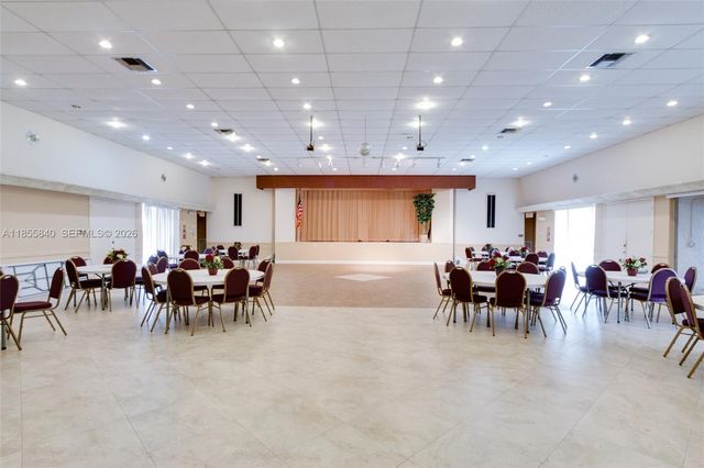 1040 Country Club Drive 309, Margate, FL 33063