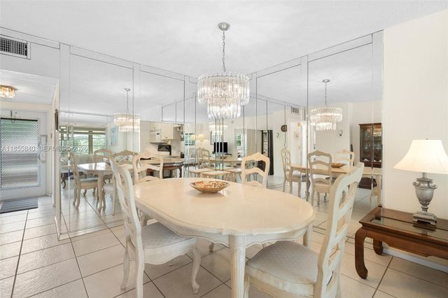 1040 Country Club Drive 309, Margate, FL 33063