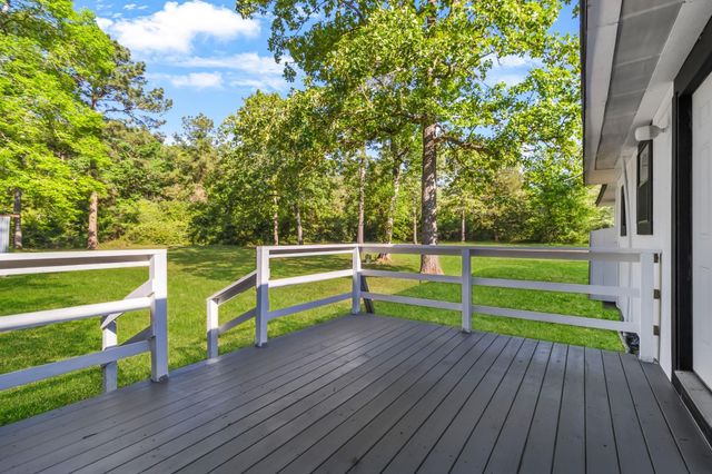 60 W Sierra Road, Coldspring, TX 77331