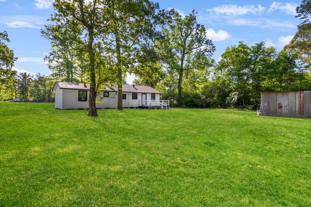 60 W Sierra Road, Coldspring, TX 77331