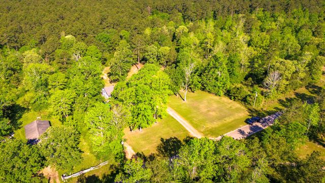 60 W Sierra Road, Coldspring, TX 77331