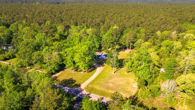 60 W Sierra Road, Coldspring, TX 77331
